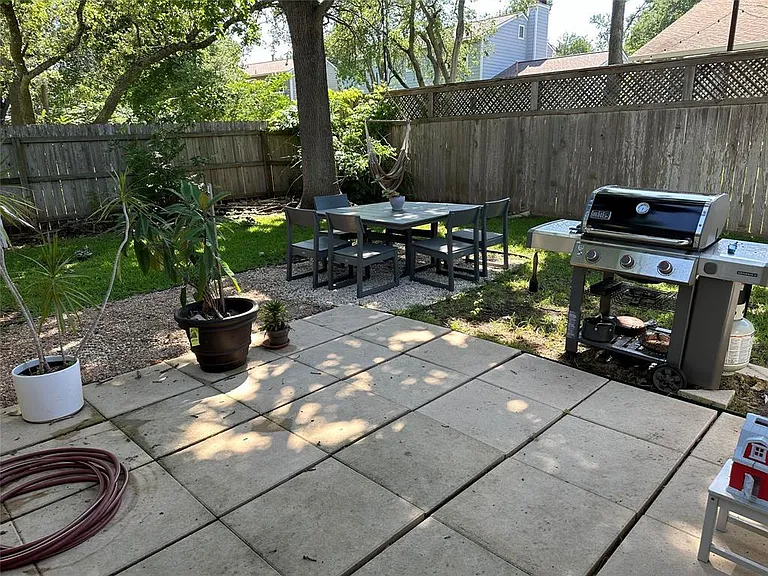 11502 Toledo Dr — Photo 18