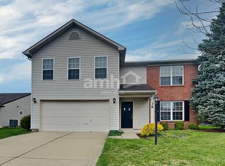 38 E Flat Rock Dr, Westfield, IN 46074