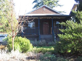 9520 7th Ave NW, Seattle, WA 98117