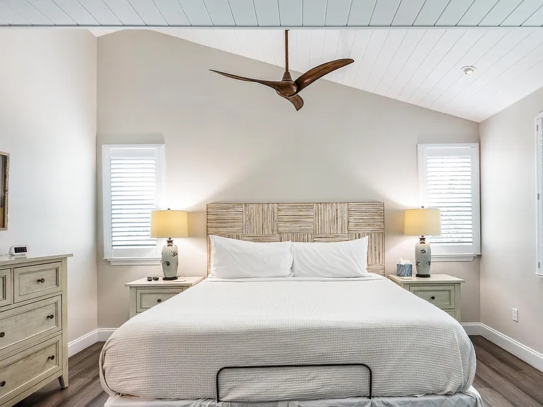 King bed