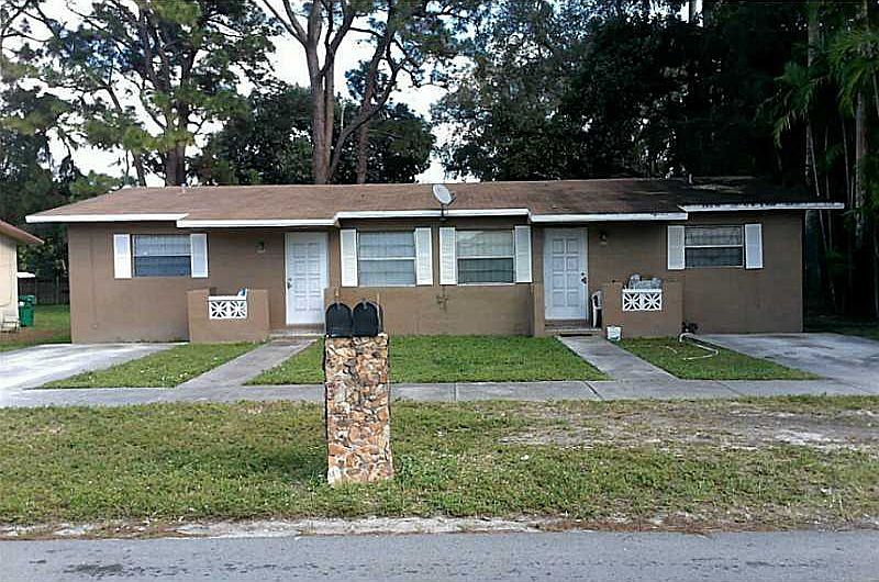 1st image of 15811 NW 38th Ct