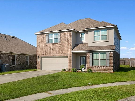 2nd image of 805 Bent Cypress Ln