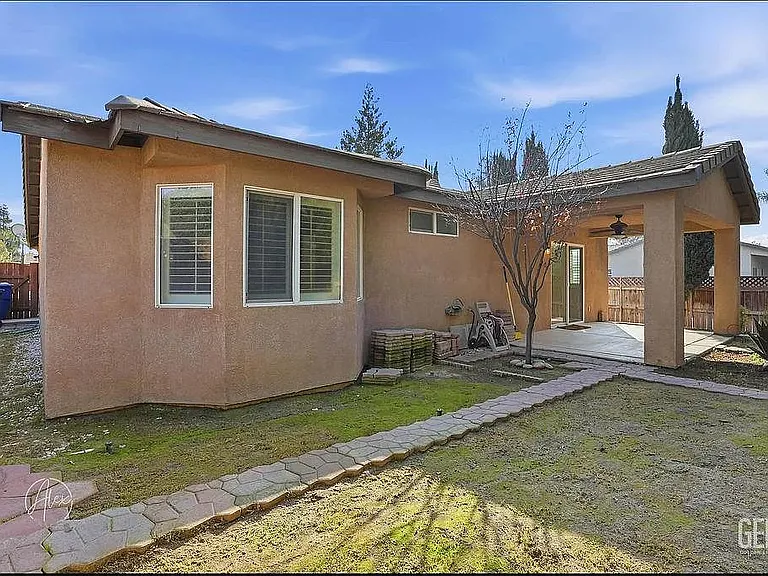 11528 Indian Hawthorne St — Photo 28