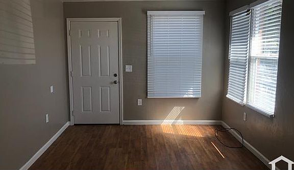 3rd image of 619 W 17th St APT A