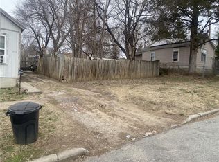 812 Kickapoo St, Leavenworth, KS 66048