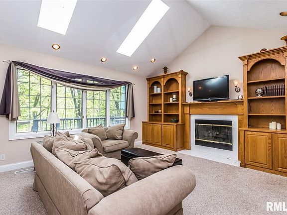 4th image of 510 Hickory Ct