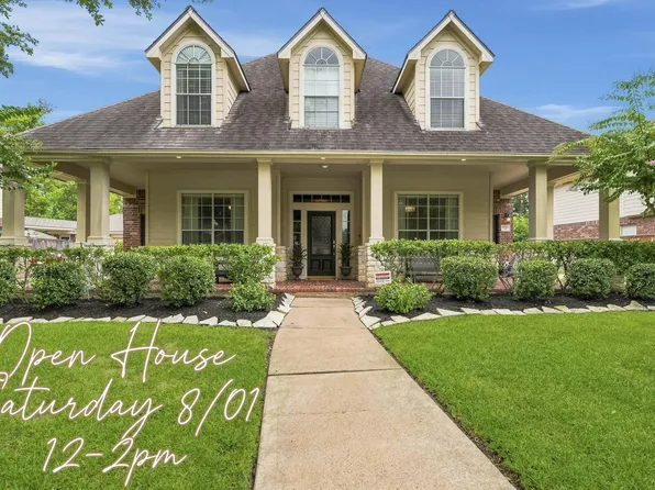 8310 Big Bend Dr, Sugar Land, TX 77479