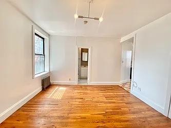 667 Hancock Street, #3X