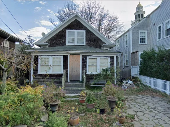 6 Fair St, Nantucket, MA 02554