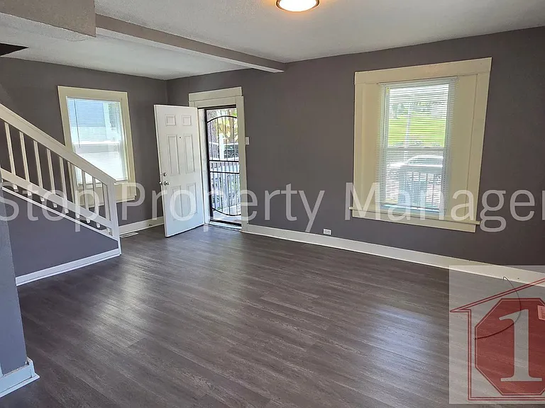 501 Kensington Ave — Photo 7