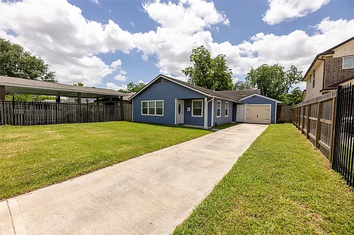 4942 Bataan Rd Photo 1