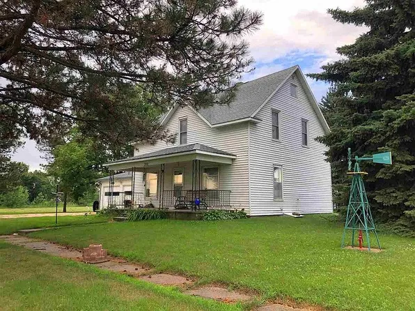 302 S 1st St, Plainview, NE 68769