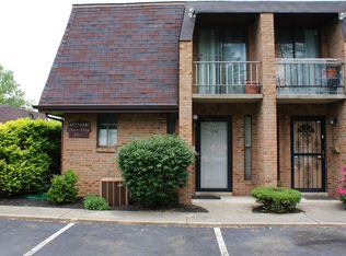 4330 Chateau Morse Dr, Columbus, OH 43231