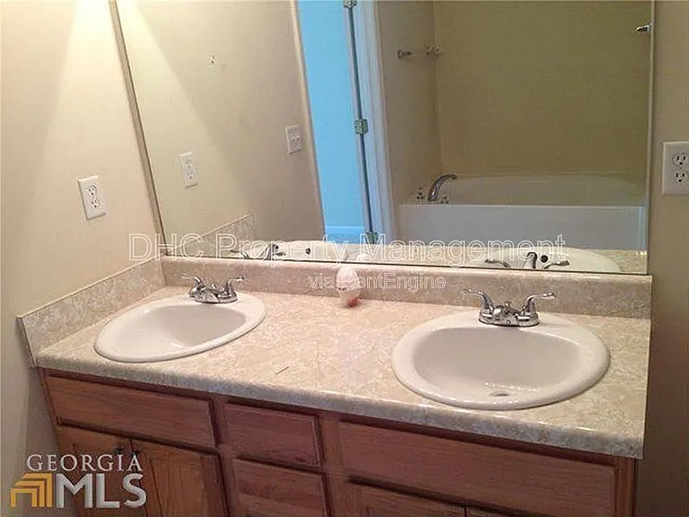 6494 Snowbird Ln — Photo 6