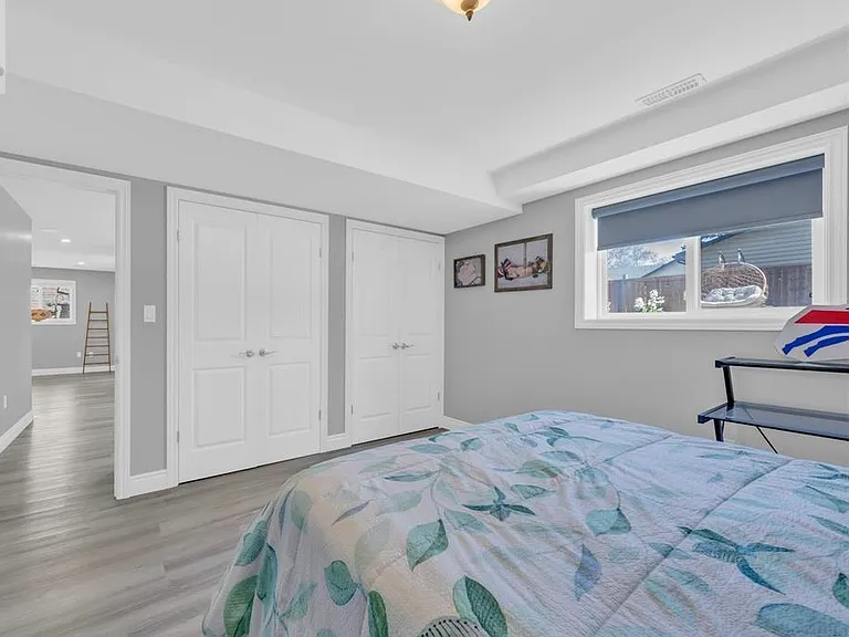 1178 Edward Ave — Photo 4
