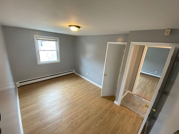 4th image of 11 Allen Ave APT 9