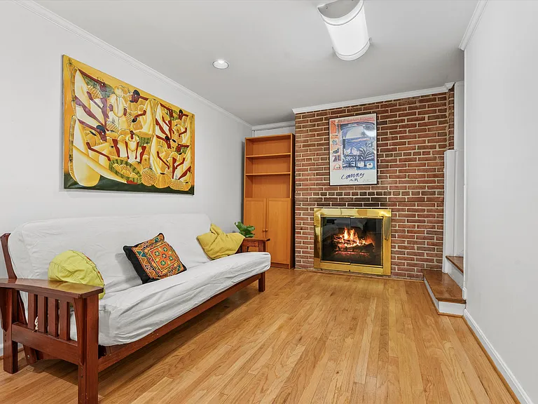 5049 Garfield St NW — Photo 20