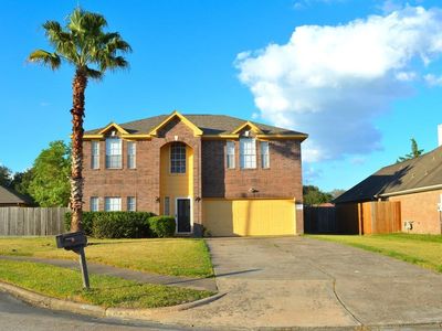7930 Wolfield Ln, Houston, TX, 77071