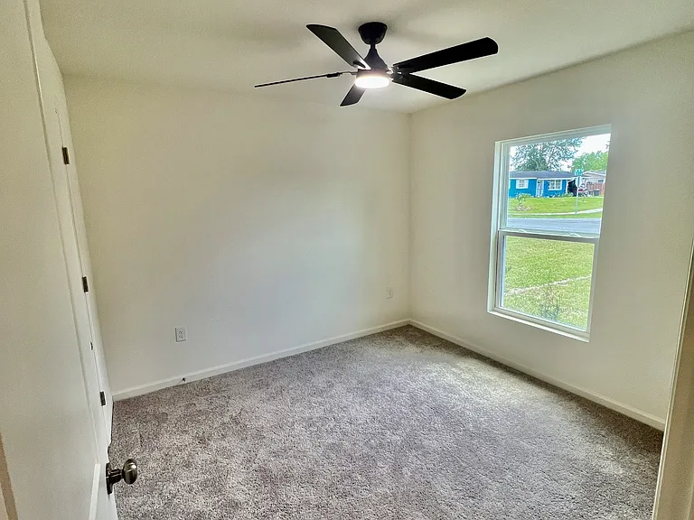 14241 SW 34th Terrace Rd — Photo 4