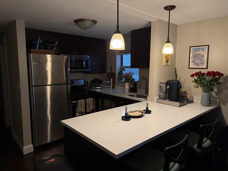 3303 N Southport Ave #1F — Photo 4