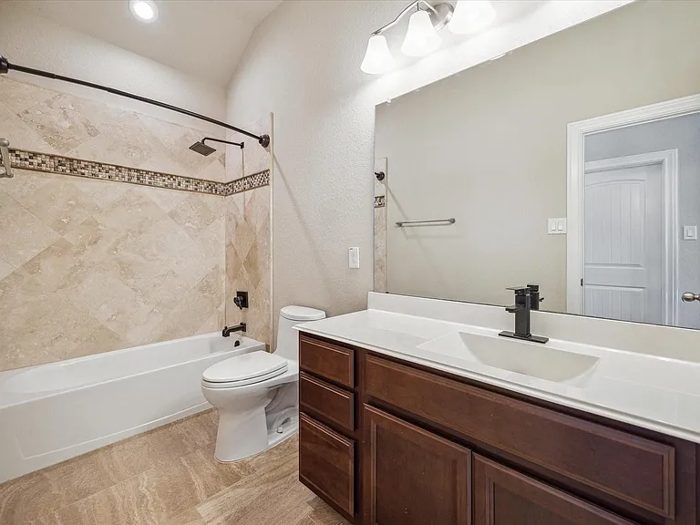 16227 Latticevine Dr — Photo 17