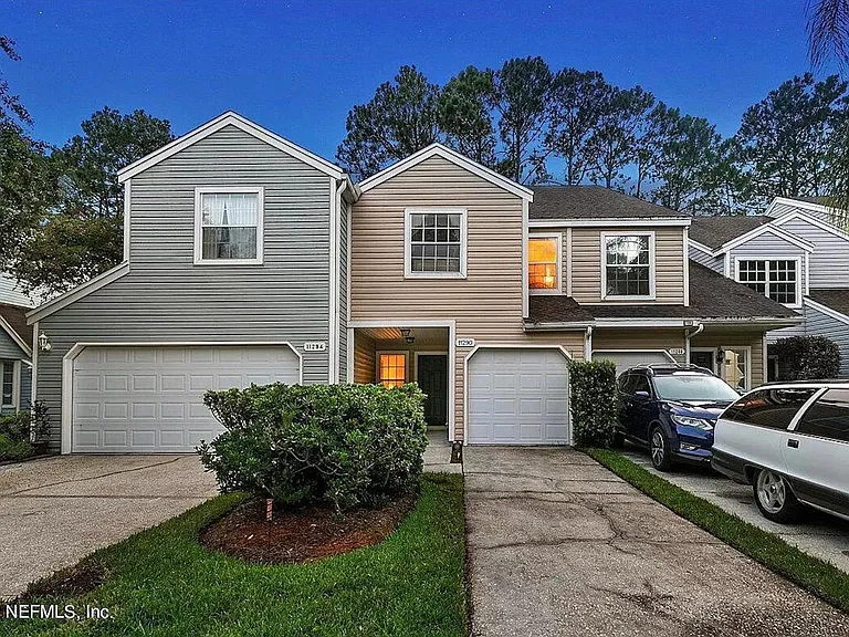 11290 Lake Mandarin Cir E — Photo 1