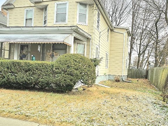 2nd image of 117 Cleveland Ave