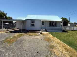 402 S Rivard Rd, Moxee, WA 98936