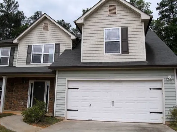 29 Lighthouse Dr, Winder, GA 30680