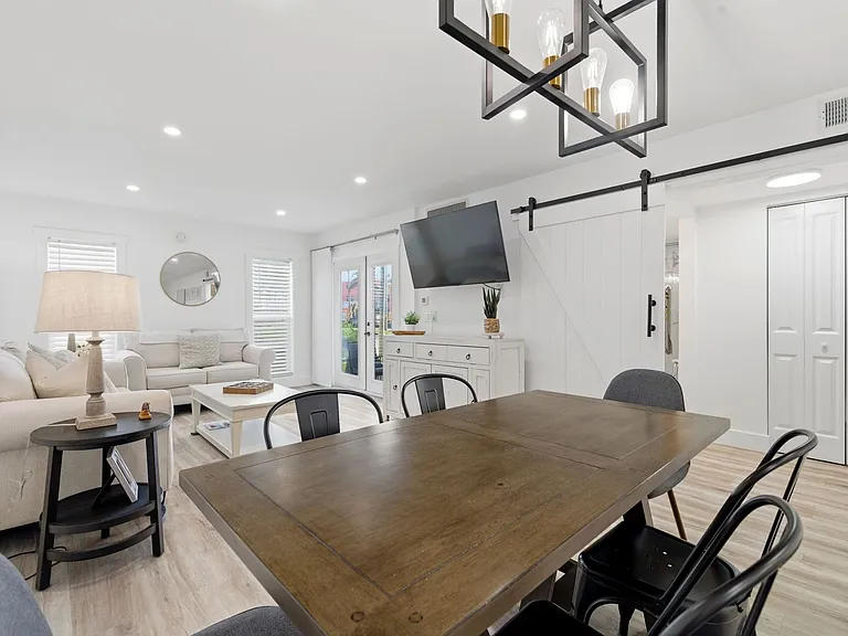 7003 Sunset Way #4 — Photo 10