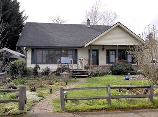 1531 E Washington Ave, Cottage Grove, OR 97424