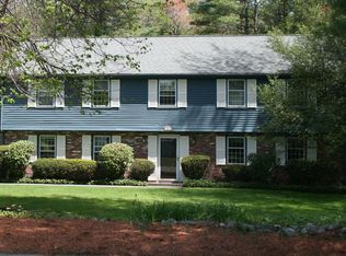 9 Francis Kelley Rd, Bedford, MA 01730