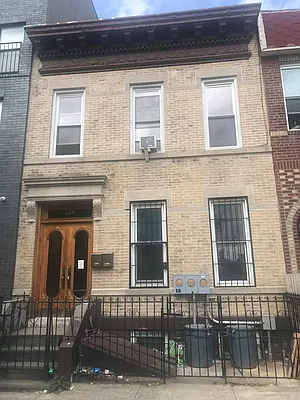 Rented by Gazal International Brokerage Group | media 1