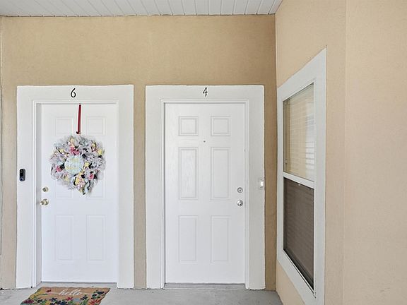 2nd image of 5150 Playpen Dr Unit 4