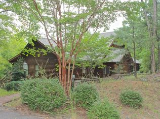 108 Rock Spring Rd, Lake Lure, NC 28746