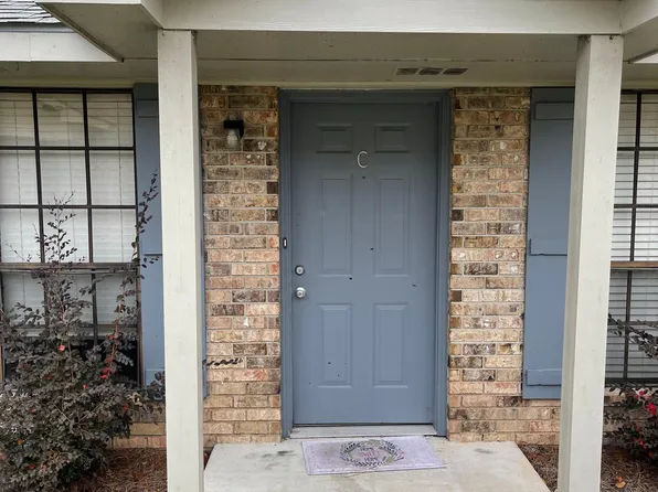 14026 Country Manor Ln #C, Hammond, LA 70403