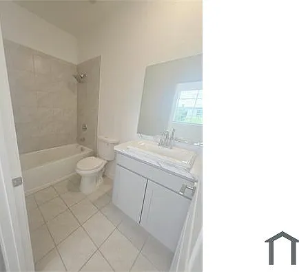 540 NE 5th Ln — Photo 17