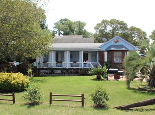 302 Kitty Hawk Bay Dr, Kill Devil Hills, NC 27948