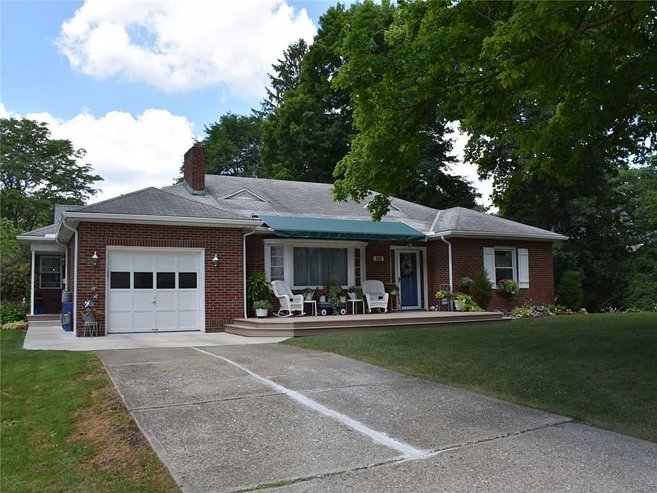1st image of 338 Woodland Pl