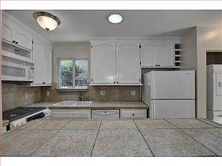 5th image of 1025 Spencer Ave