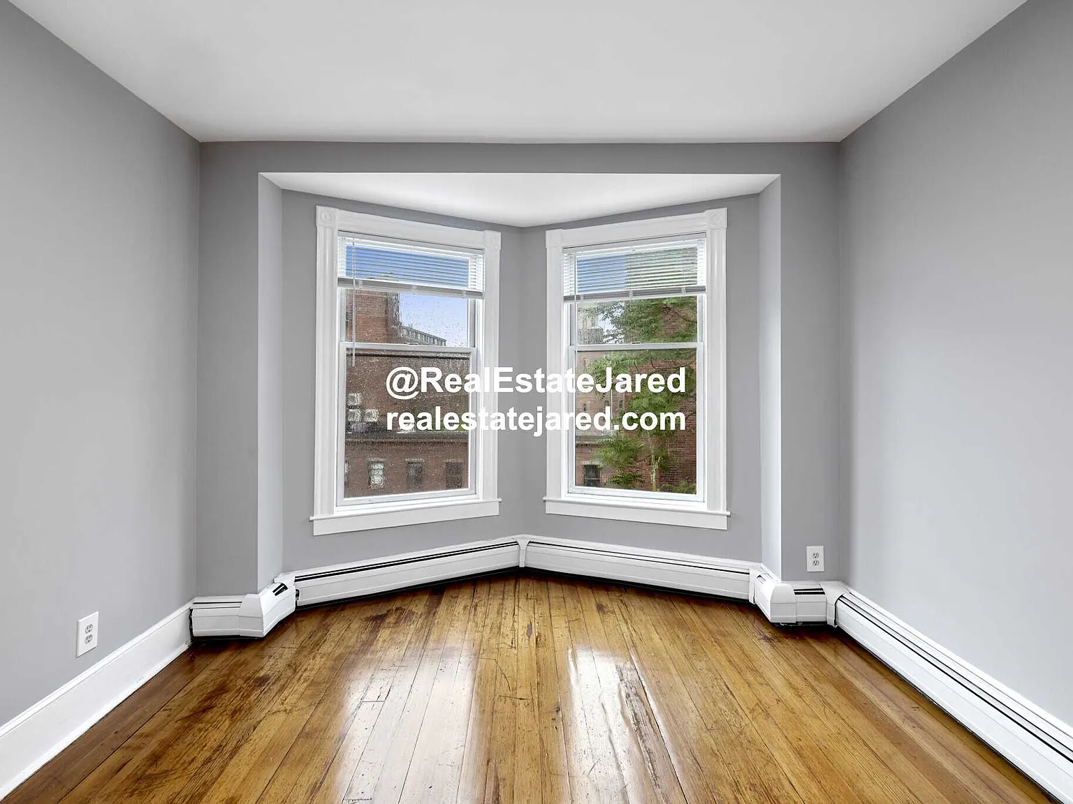 4 bed, $7,600 — Photo 3