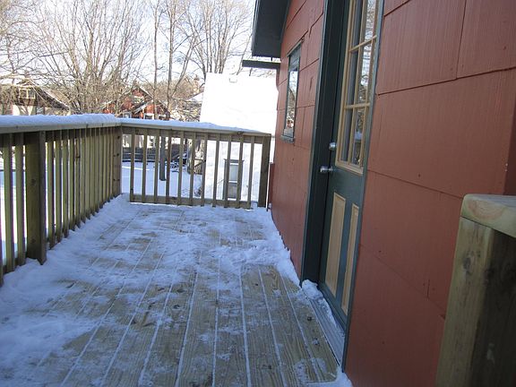 3rd image of 222 1/2 W Lewis St