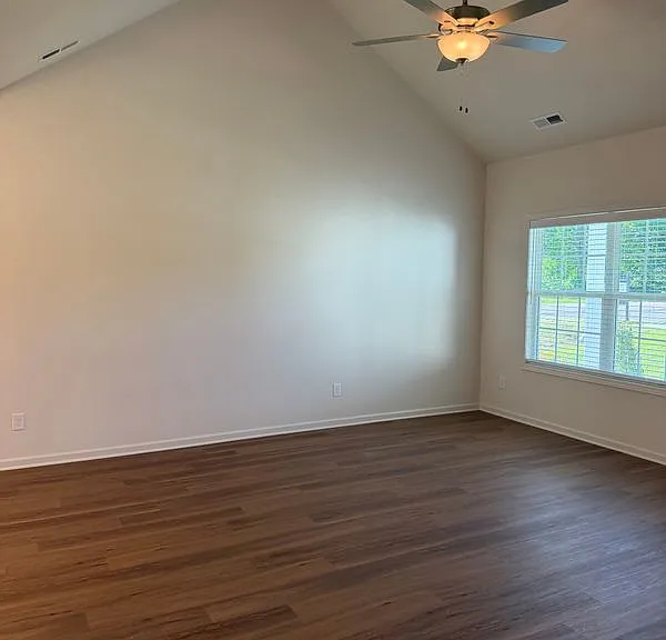 100 Centennial Ln — Photo 7