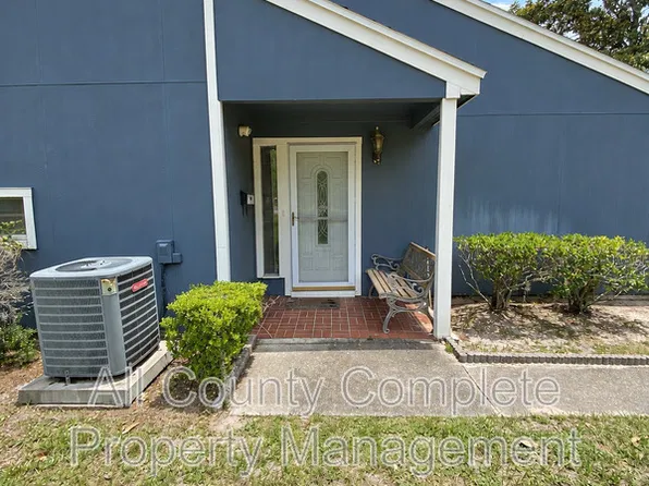 6213 Lake Tahoe Dr, Jacksonville, FL