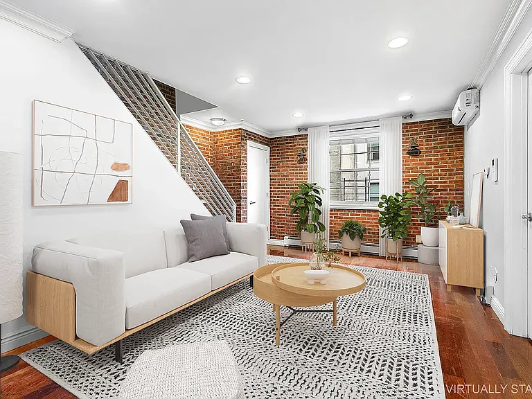 527 Carroll St #2R — Photo 3