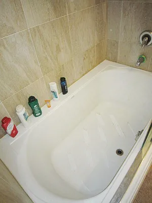 Rented by City Connections Realty | media 17