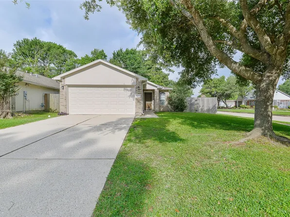 24415 Strong Pine Dr, Huffman, TX 77336