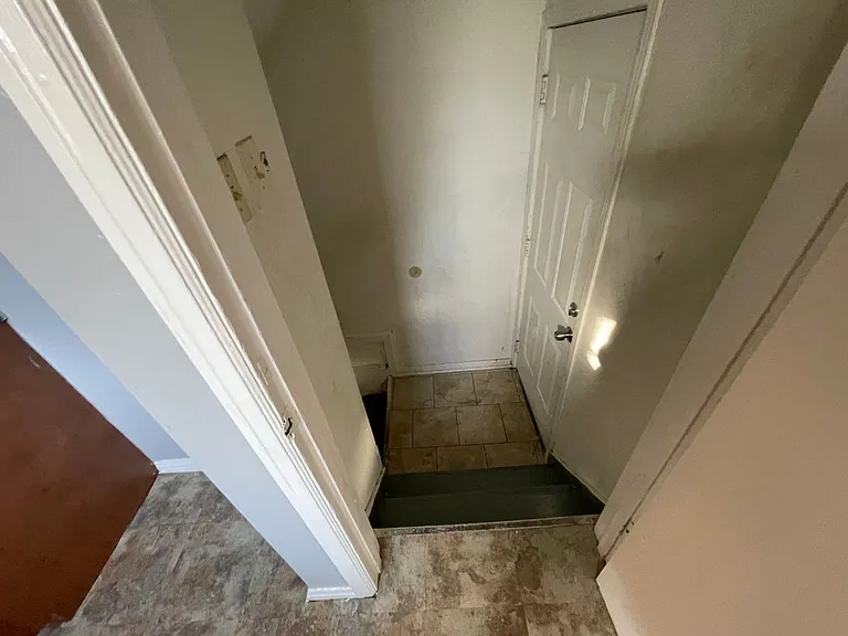 3411 Otterbein Ave — Photo 8