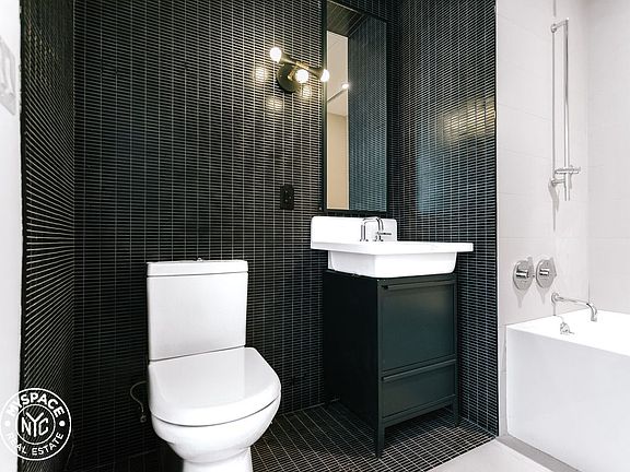 5th image of 123 Melrose St #6966R