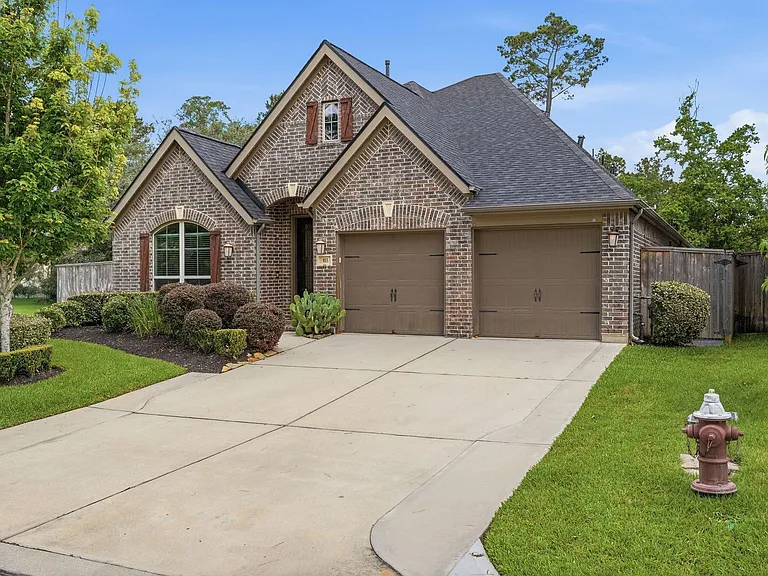 103 Boarsmen Ct — Photo 1